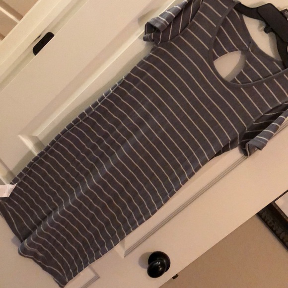 pea in the pod and Isabel maternity dresses - Picture 3 of 6